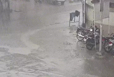 Heavy Rain In Gujarat
