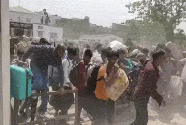 Surat Udhna Station Crowd Chaos