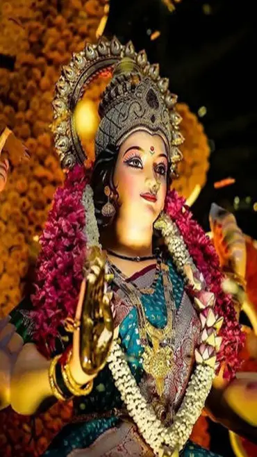 નવરાત્રિમાં માતાજીના આ નવ સ્વરૂપની થાય છે પૂજા, દરેક અનેરું મહત્ત્વ