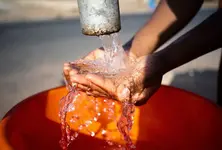 વડોદરા: અંબિકા નગરમાં સપ્તાહથી દૂષિત પાણીથી રોગચાળો: રહીશો મતદાન બહિષ્કાર કરશે