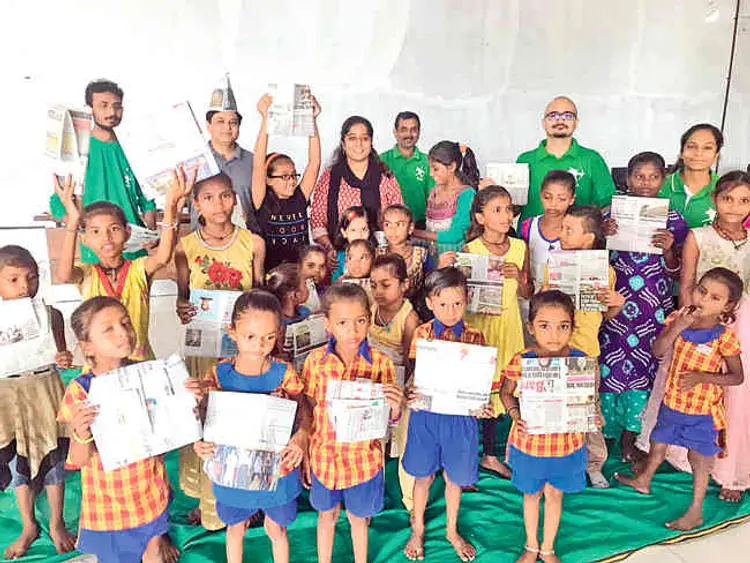 15 દિવસમાં 35,00 પેપર બેગ બનાવી વિવિધ સ્ટોરમાં વિતરણ કર્યું 1 - image